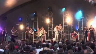Bellowhead: Cross-Eyed and Chinless (Live)