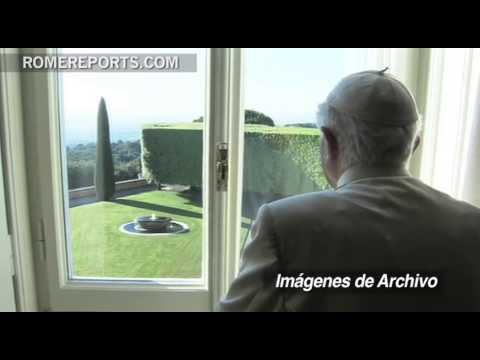 El Papa Francisco ofrece la Misa por Benedicto XVI y le felicita por teléfono