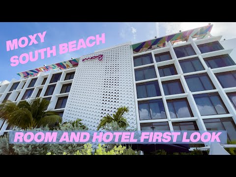 image-How far is Moxy South Beach from the beach?
