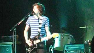 Snow Patrol - How To Be Dead - LIVE - 10-17-09