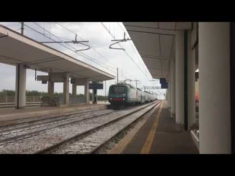 REG in transito dalla stazione di Bitetto