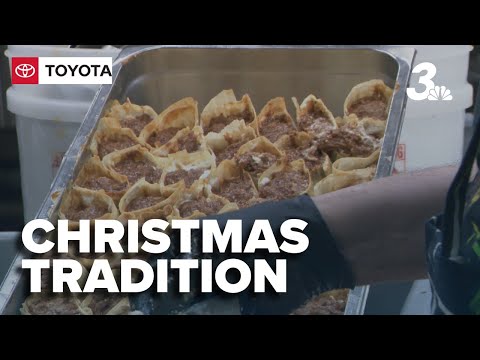 Las Vegas restaurant works to meet Christmas tamale rush
