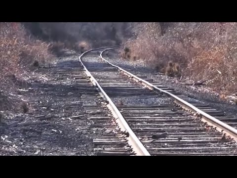 Abandoned ex-US Navy rail siding to be restored - Melville, RI