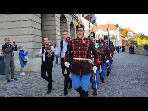 Kossuth Lajos táborában