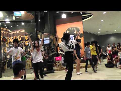 K-Pop Dance Off Vol.5: 4Minute - HuH