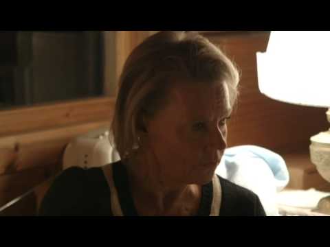 Arja om framträdandet på Palmes begravning - Lyckliga gatan (TV4)