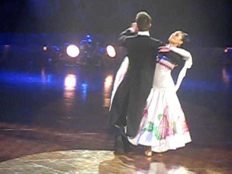 Gethin & Flavia "Waltz" - Strictly Come Dancing Live Tour 2009 (Nottingham)