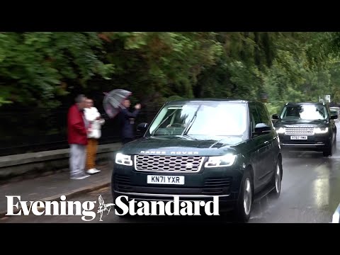 Royal family members arrive at Balmoral Castle