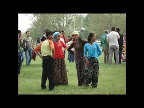 Ah Kamile Kamile Niye Kaldın Hamile Roman Oyun Havası