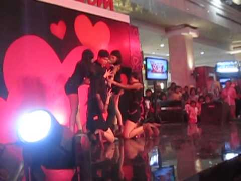 [140216] Girls Day (G-Days) ft Eyoung-Expect+Something+Trouble Maker+Now