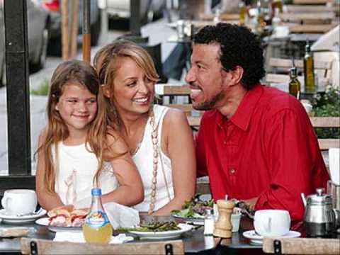 download lagu mp3 mp4 Lionel Richie Forever And A Day, download lagu Lionel Richie Forever And A Day gratis, unduh video klip Lionel Richie Forever And A Day
