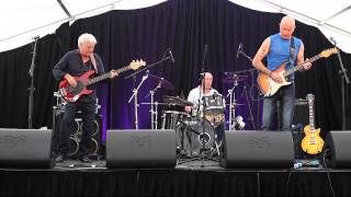 3Play  - Ain't No Love In The Heart Of the City