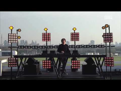 Hernan Cattaneo played "Billie Eilish - Hostage (Plecta Edit 2020)" at Aeroparque Jorge  Newbery
