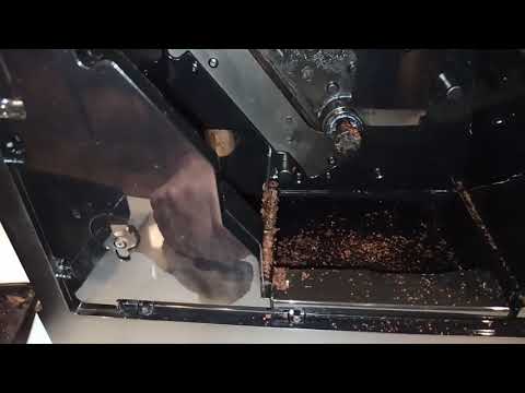 Nivona 520 -рассыпает смолотый кофе!