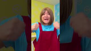カラフルな巨大実験⁉️🧪最強ママをみんなで助けよう...❗️#shorts