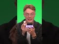 Duncan Tromp huilt door muziek van Sigourney K ?? | #538 #Shorts