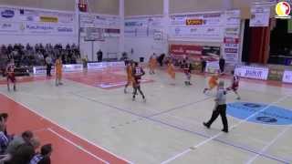 Karhubasket-Korihait 9.4.2014 Elias Valtonen (14 v) 1. kori Korisliigassa