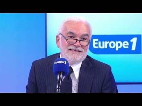 Maryse Gildas raconte "L'appel de Coluche" pour les Restos du Coeur dans Pascal Praud et Vous