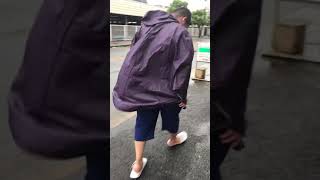 この前の起きた台風が過ぎ去った後に事情調査をする漢