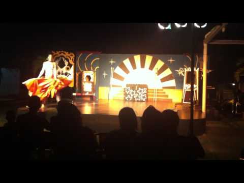2014-05-31 Cuban Magic Show (Varadero)