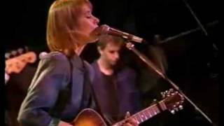Suzanne Vega - Small Blue Thing: The Story Behind The Song