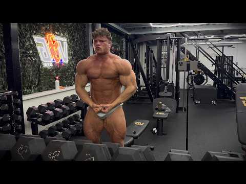 DESTROYING LEGS AT 7 WEEKS OUT!