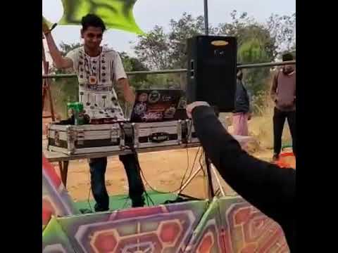 Psyklot Sam, a label DJ of Cosmic Crew Records and pur homie spinning some mad tunes in Bangalore!!!