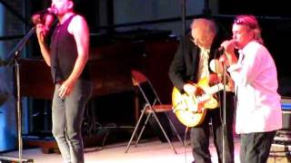 The Pretty Things ~ You can't judge the book by looking at the cover [Ellas McDaniel]