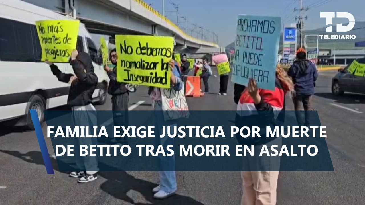 Bloqueo en autopista México-Puebla; exigen justicia por joven asesinado durante asalto en transporte
