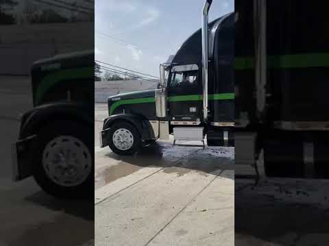Freightliner classic 12.7 detroit 600 hp #darklord