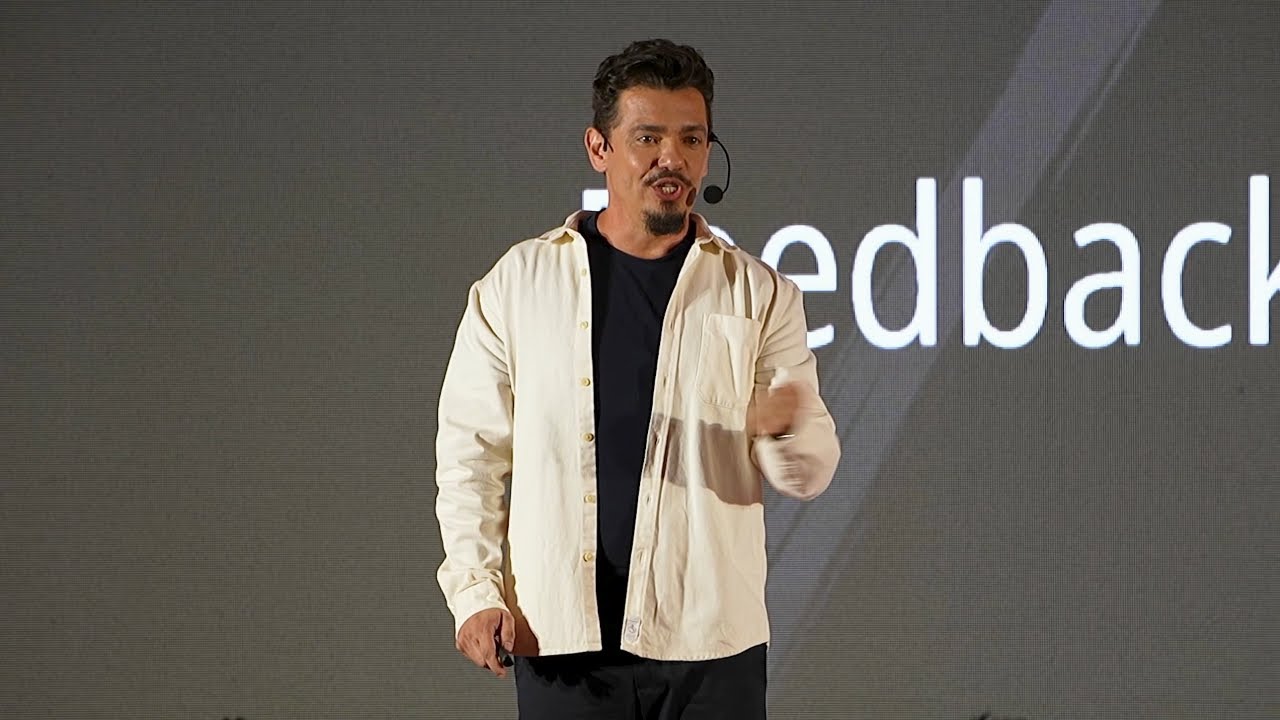 A nova linguagem da Educação | Ricardo Gomes | TEDxJardimdosSeixas