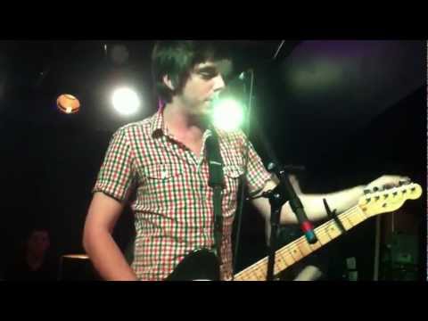 Artist Vs Poet - Love To Hate Me / Adorable live ft. Nick Cocozzella