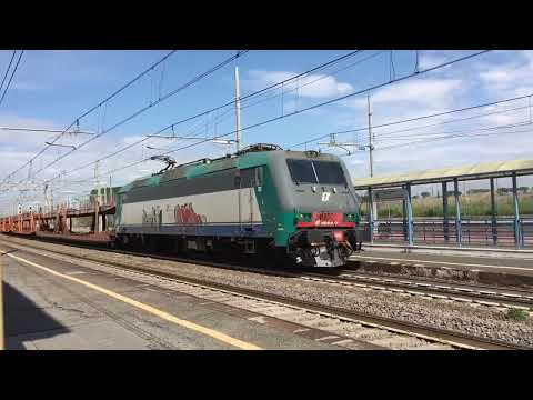 E405.017 sul MRV 57621 Civitavecchia - S. Nicola di Melfi, in transito a Torricola