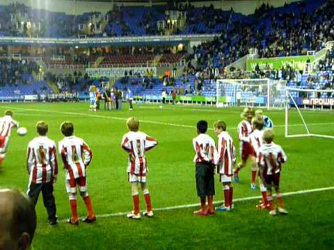 Camberley Town YFC U12s at Reading FC