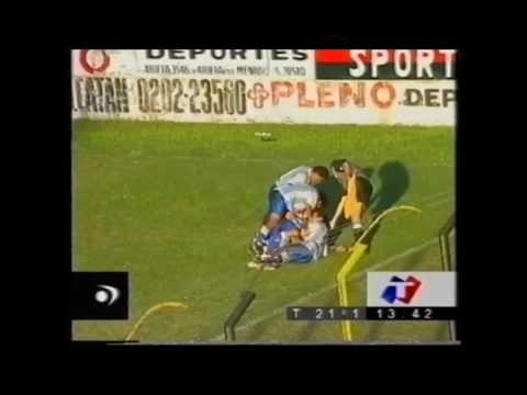 Almirante Brown 0 - Argentino de Quilmes 1 (Primera B 2001/2002)