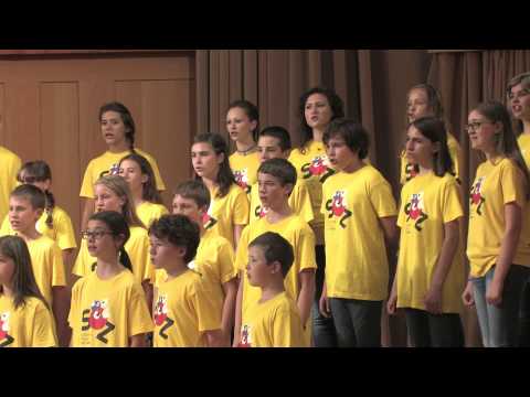 Slovenski otroški zbor 2013 - ZELENI POLOG (Ljudska iz Rezije prir. Pavle Merku)