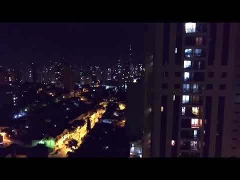 Momento exato que MC Kevin se joga do prédio!