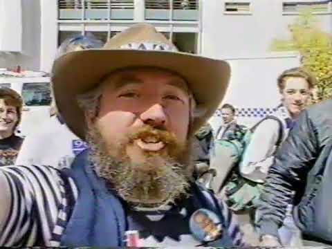 Geelong & WCE supporters before the 1992 AFL grand final.