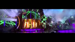 Orgullo Colombiano: Bomba Estereo ft Will Smith Live cantando Fiesta en los Latin Grammy 2015