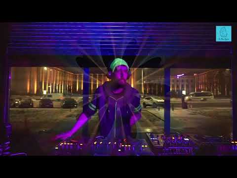 The Blue Oyster: Kamil / 25.01 / 18 - 19