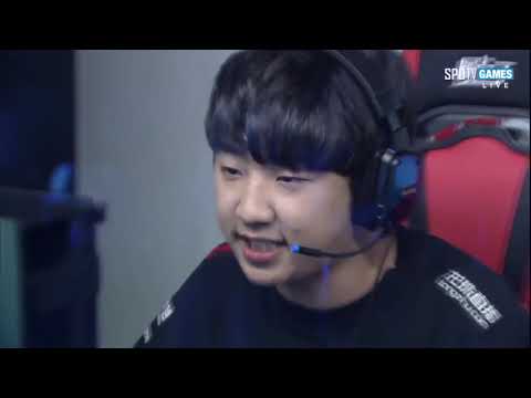 SKT KHAN OUTPLAYS EVERYBODY!!!!