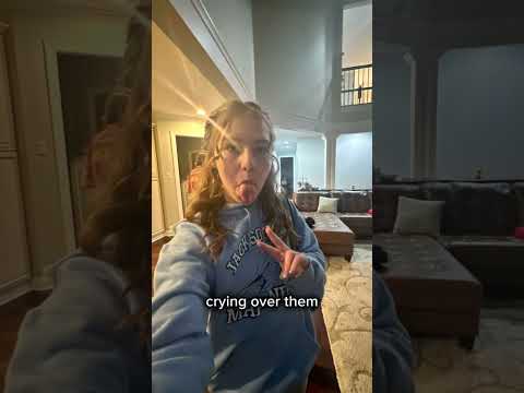 Omw to the beach ✌️