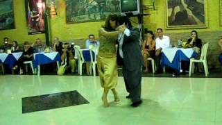 Sofiani Figueroa y Aoniken Quiroga / CUV  21-11-09