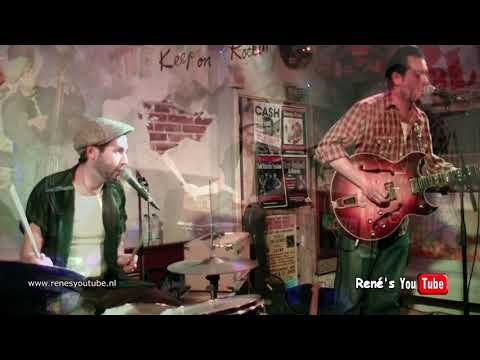 Dry Riverbed Trio 2/4 - Act Naturally