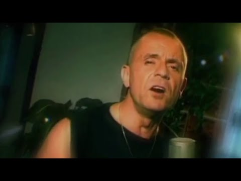 ELÁN - Voda čo ma drží nad vodou (Official Video)