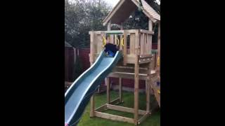 Ellie & Ethan's jungle gym cubby