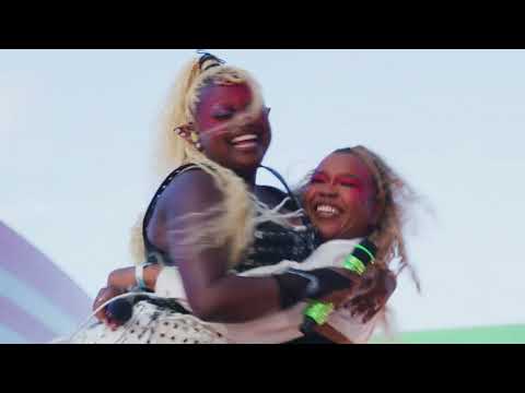 Flyana Boss - C*NT (Official Performance Visualizer)