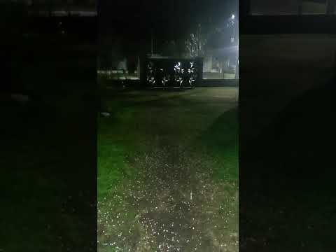 Caída de granizo en Uriburu, La Pampa. 🎥 Reporte vía @lapampa.tierradetormentas 10/07/26