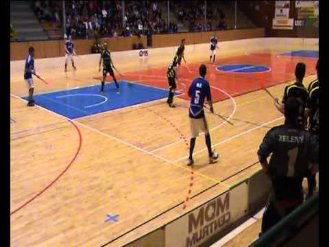 Gól M. Houdka v přesilovce 5 na 3