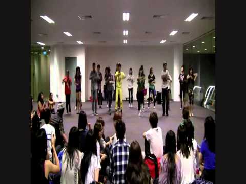 KPOP Dance Off Vol. 9 - Roly Poly